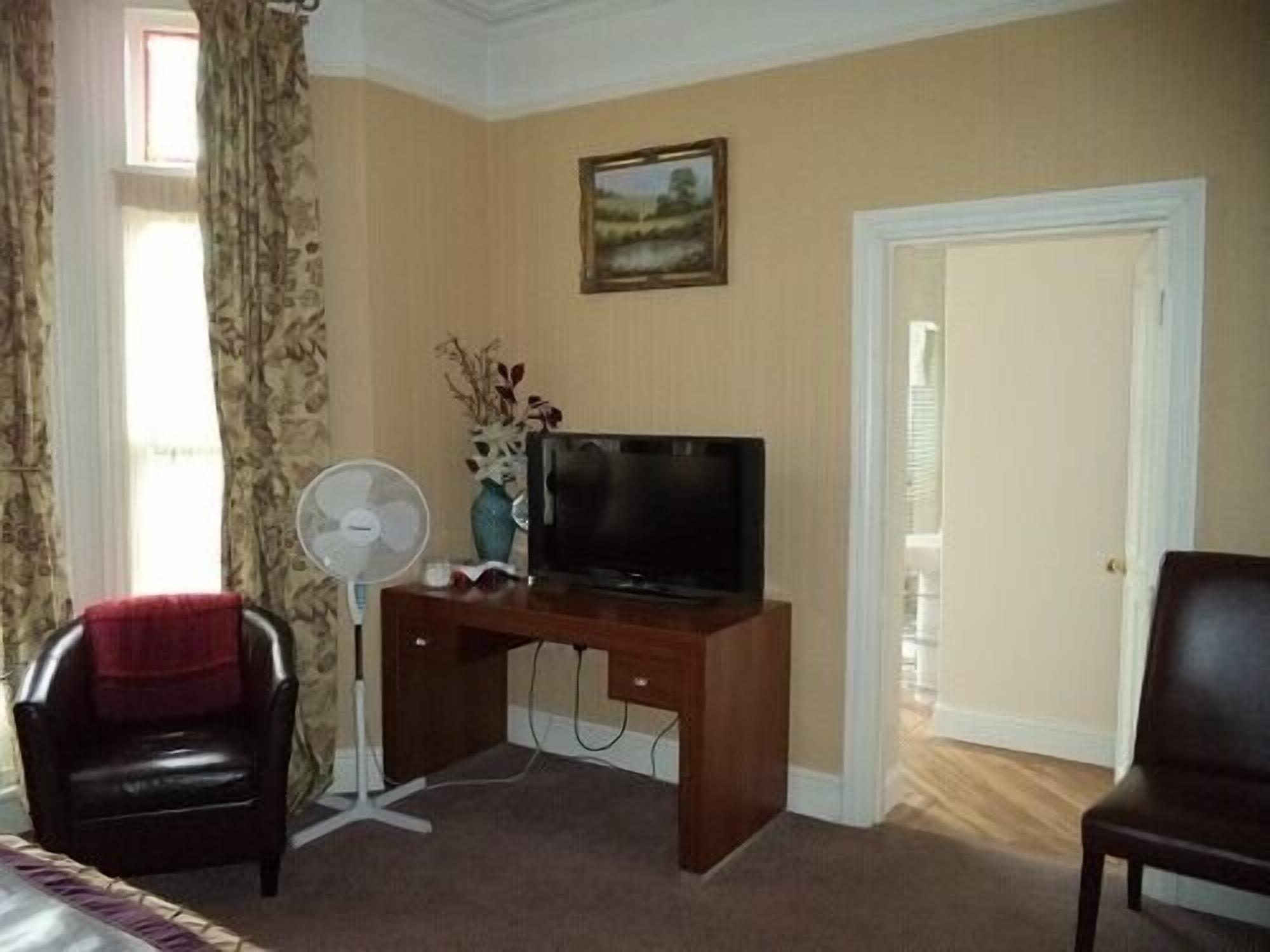 บริทเทน เฮาส์ Hotel โลเวสทอฟต์ ภายนอก รูปภาพ